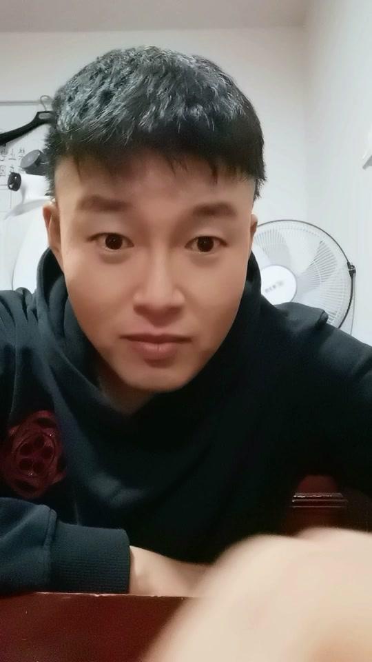 李云天_李云天个人资料_李云天直播间_18183kol_18183网红站