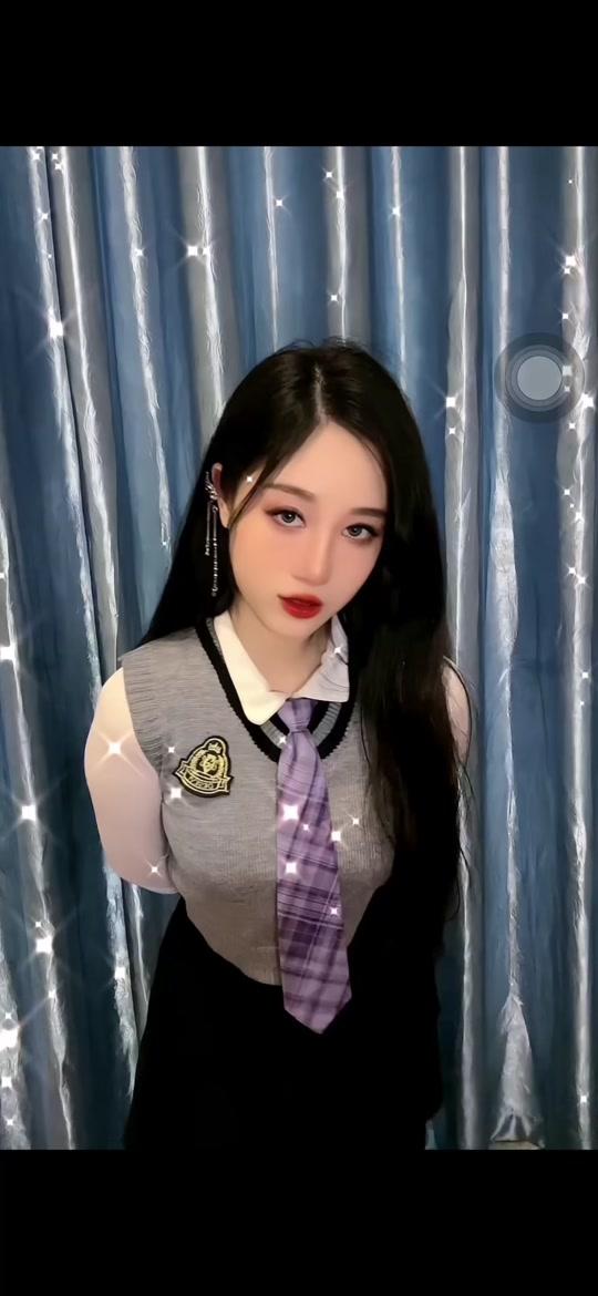 杨希儿_杨希儿个人资料_杨希儿直播间_18183kol_18183网红站