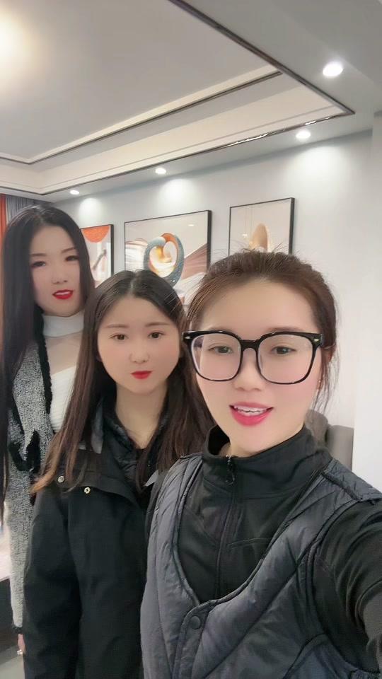 小凤_小凤个人资料_小凤直播间_18183kol_18183网红站