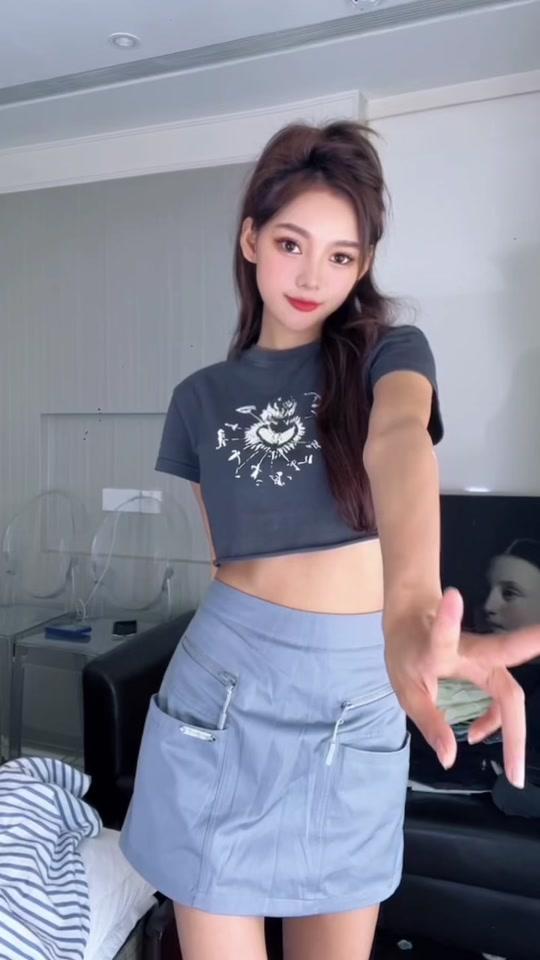 白川molly_白川molly个人资料_白川molly直播间_18183kol_18183网红站