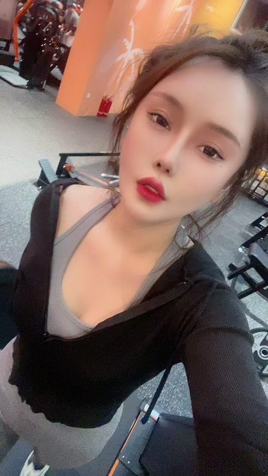 柚子君呀_柚子君呀个人资料_柚子君呀直播间_18183kol_18183网红站