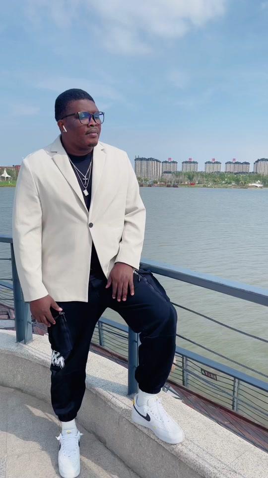 歌手好弟_歌手好弟个人资料_歌手好弟直播间_18183kol_18183网红站