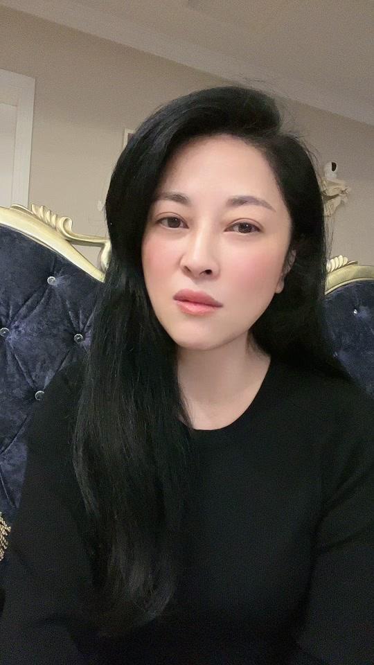 飞行员嘉佳_飞行员嘉佳个人资料_飞行员嘉佳直播间_18183kol_18183网