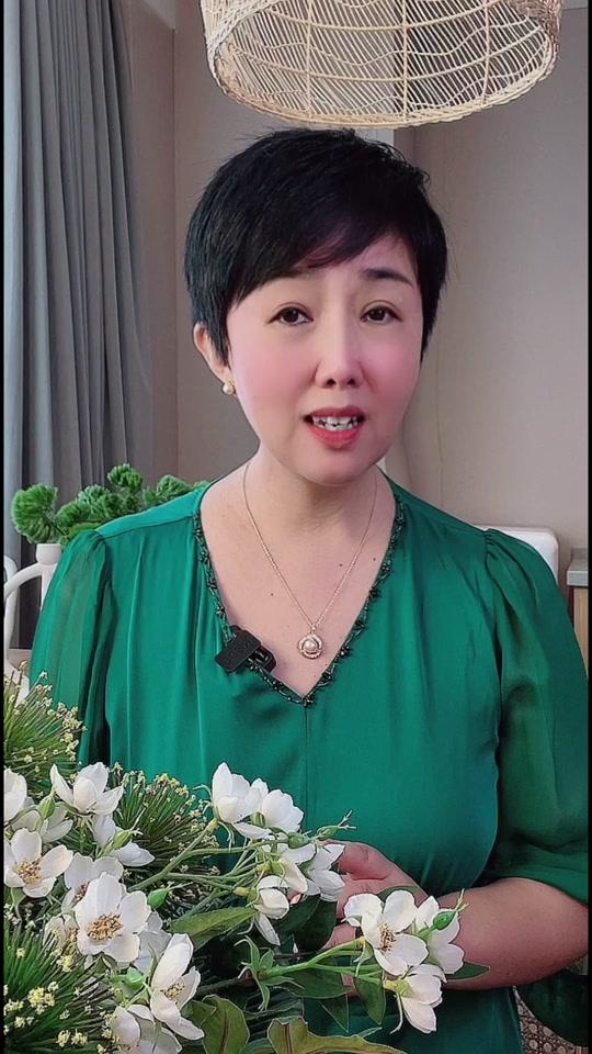 安岚_安岚个人资料_安岚直播间_18183kol_18183网红站