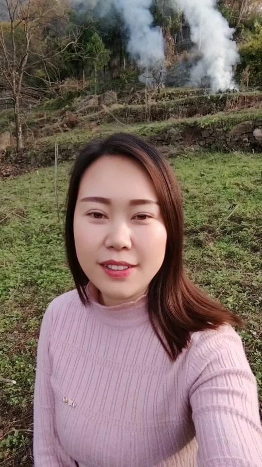 霞妹_霞妹个人资料_霞妹直播间_18183kol_18183网红站