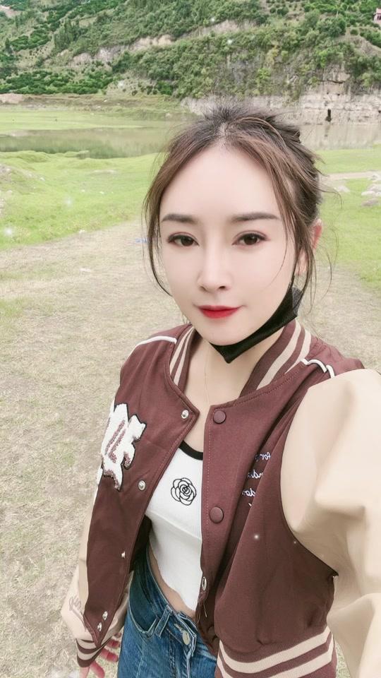 云朵儿_云朵儿个人资料_云朵儿直播间_18183kol_18183网红站