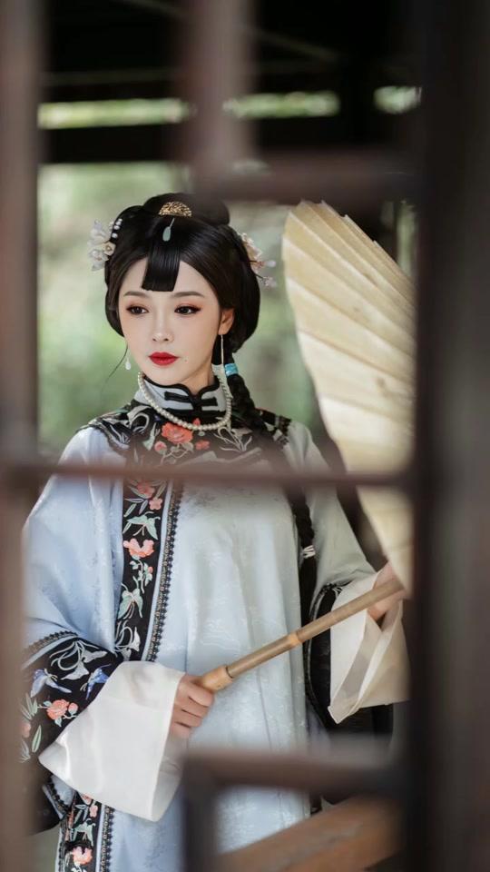 0w2021/08/27 21:08:54视频时长:18秒#古装造型 陪你去看星星@抖音小