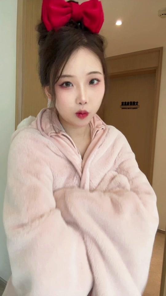 0w984视频详情谈恋爱之后月半了10斤,吃完这顿我就减00#文静小女生