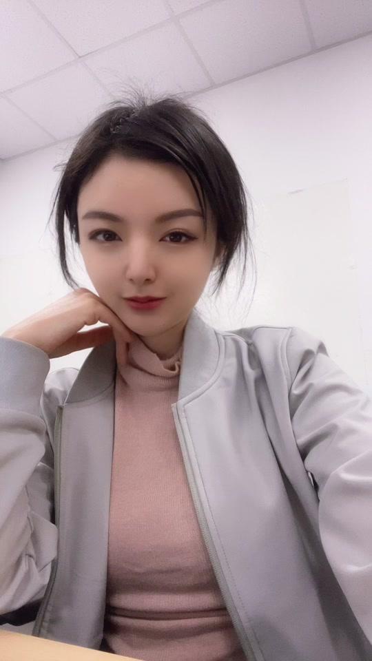 丹丹姐姐哈哈哈