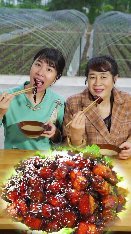 每一口红烧肉都带着淡淡的玫瑰花香,很有妈妈的味道#老恒和  #奕甜甜