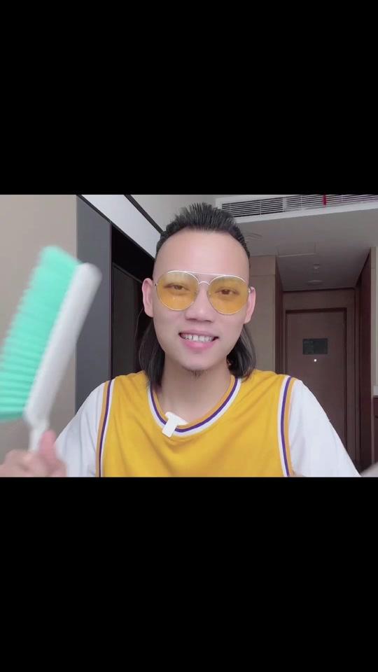 刷子哥600160今晚⑧点直播