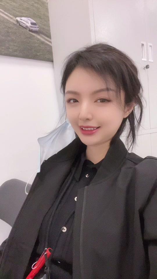 丹丹姐姐哈哈哈