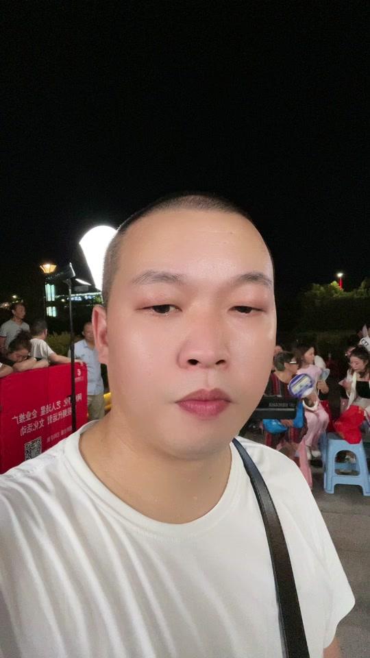 百变小飞《飞虎队》招主播_百变小飞《飞虎队》招主播个人资料_百变