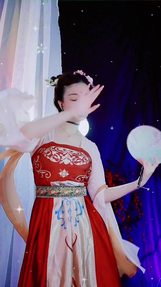 灵仙儿_灵仙儿个人资料_灵仙儿直播间_18183kol_18183网红站