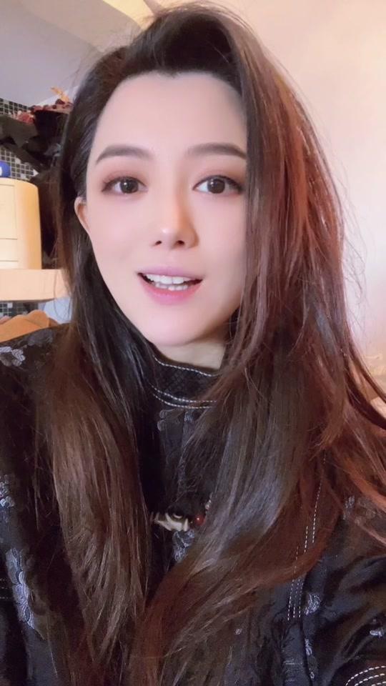 主持人伟佳_主持人伟佳个人资料_主持人伟佳直播间_18183kol_18183网