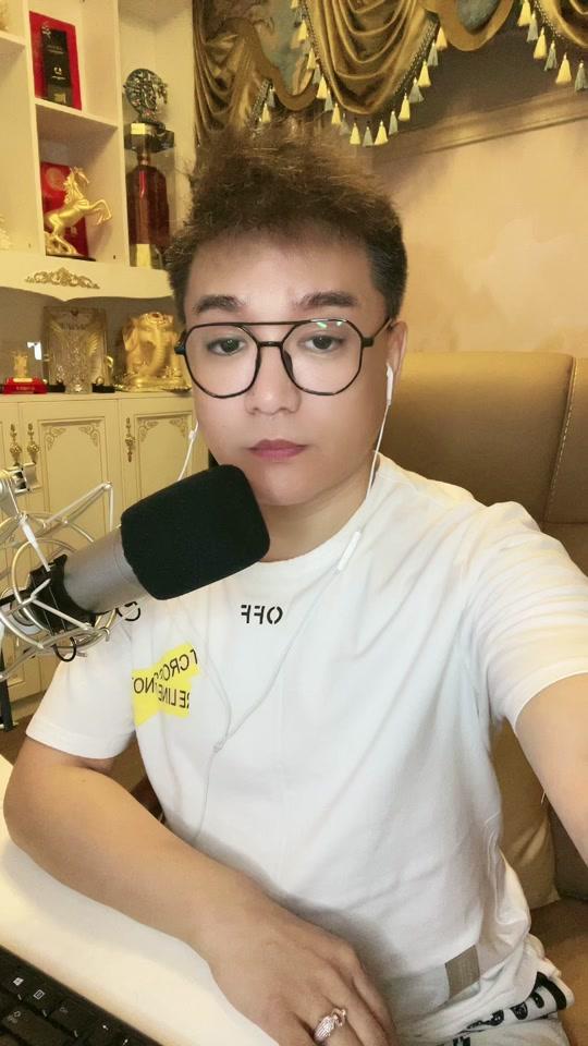 吕飞离家的孩子原唱_吕飞离家的孩子原唱个人资料_吕飞离家的孩子原唱