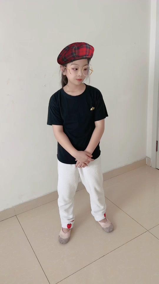 丸子头小哪吒_丸子头小哪吒个人资料_丸子头小哪吒直播间_18183kol