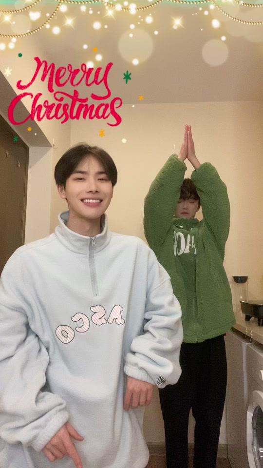 7w视频概览简介:新晋银河美少年90抖音号:dw350424