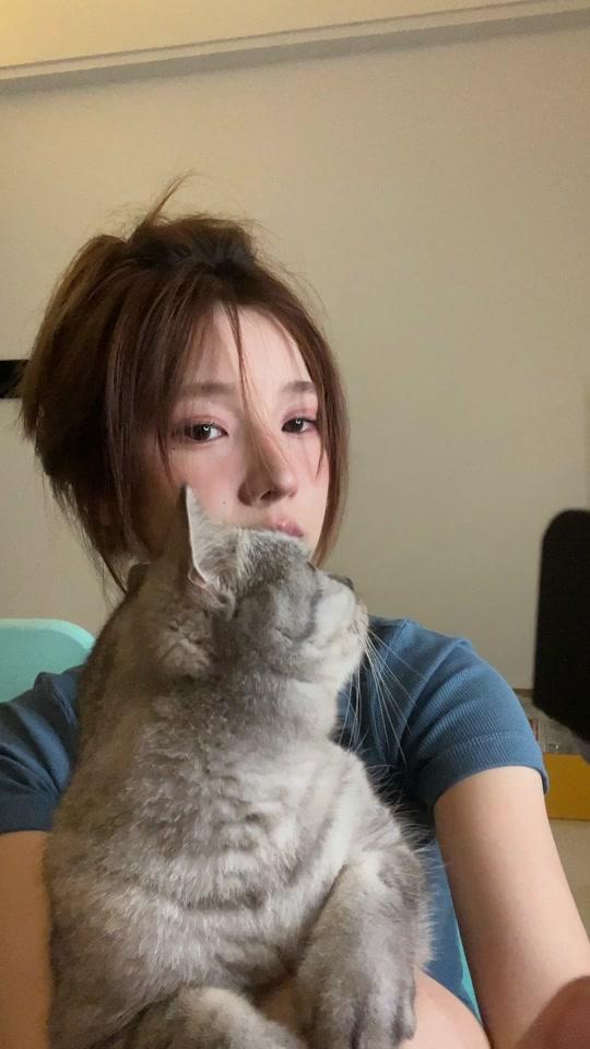 梁梁子_梁梁子个人资料_梁梁子直播间_18183kol_18183网红站