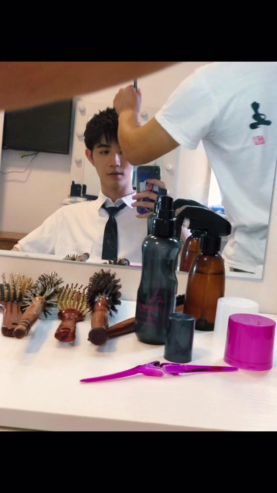 许乐骁_许乐骁个人资料_许乐骁直播间_18183kol_18183网红站