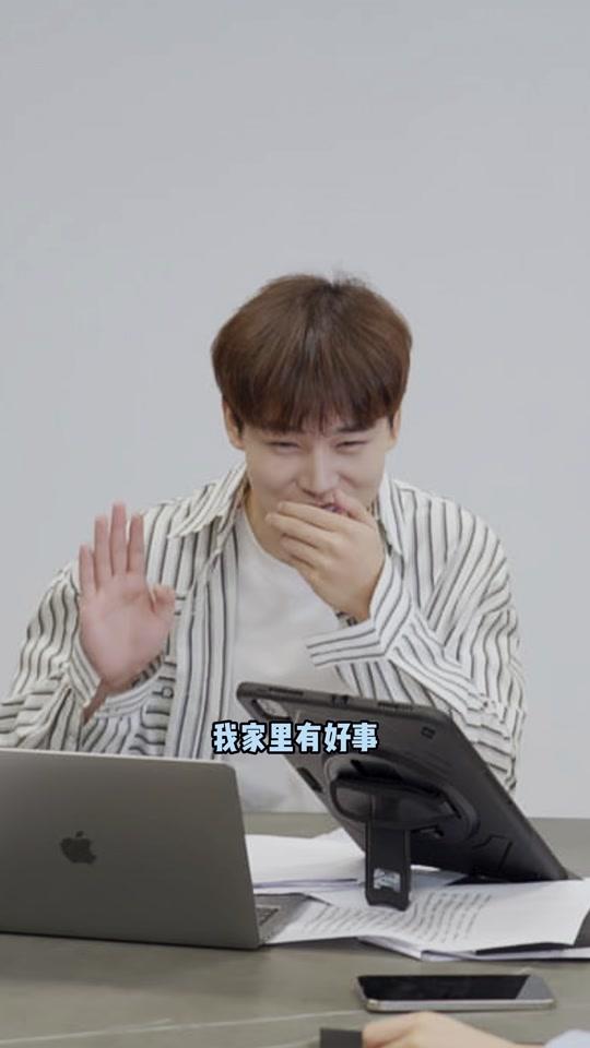 为了呈现最好的那一次给你们#拍摄花絮 @三金七七@一杯美式  @陈志鑫