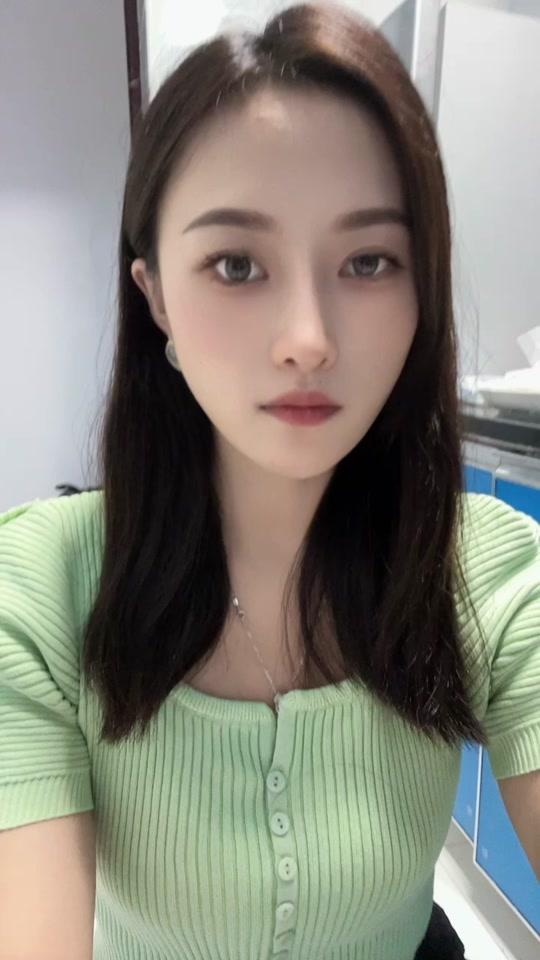 0w5视频详情#抖音二手车 #汤圆撩车 #全dou是靓车 #昂克赛拉 昂克赛拉