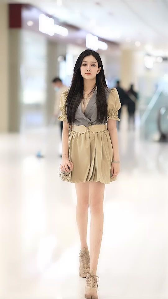 长沙  @李青青97  @长沙街拍  #街拍长沙  #黑叔街拍  @抖音小