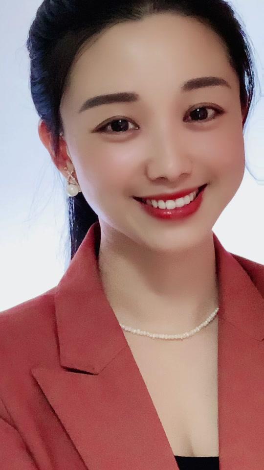 我叫小凤_我叫小凤个人资料_我叫小凤直播间_18183kol_18183网红站