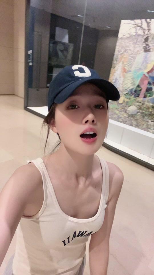 王小佳_王小佳个人资料_王小佳直播间_18183kol_18183网红站