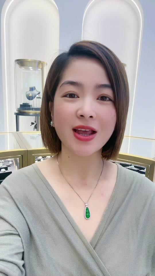 好励志的一首歌,我刚出事的时候,经常发朋友圈抱怨,二妹和我说:你抱怨