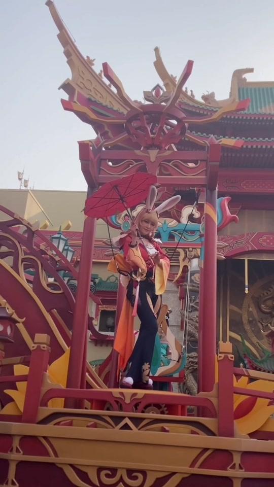 我当时差点没认出这到底是真人还是动画片… #李白cos #真人王者日记