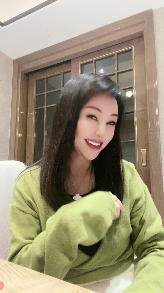 雪儿_雪儿个人资料_雪儿直播间_18183kol_18183网红站