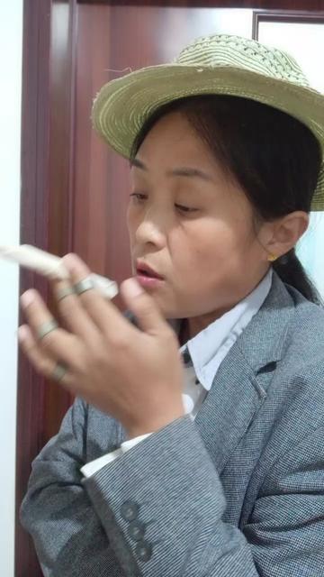 丑姐没烦恼的个人资料