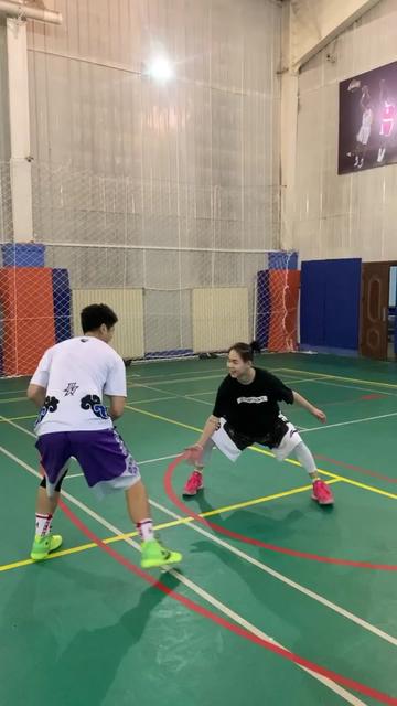 soma湿 - 小朋友,叔叔要用soma步了哦#soma步 @小鬼_曹盛凯 - kol